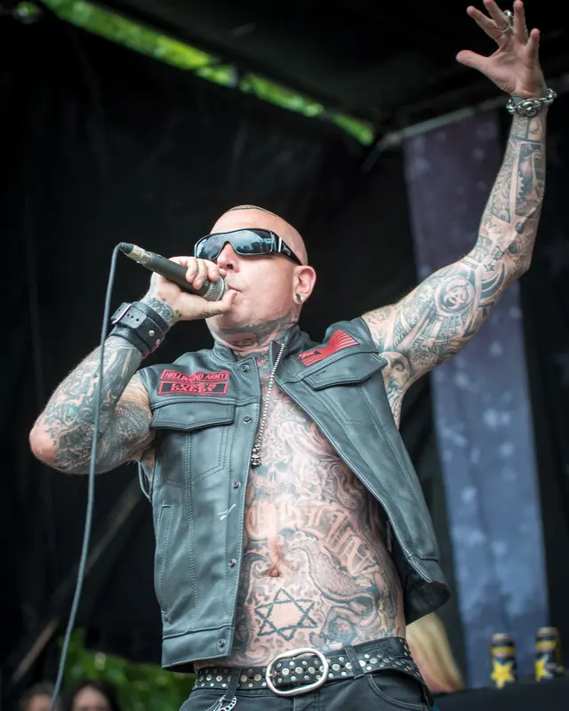 Attika 7 live in concert