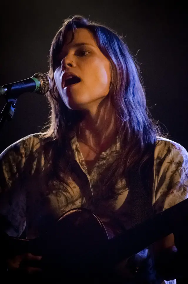 Dana Falconberry live in concert, photo 1 by Jim Gilbert