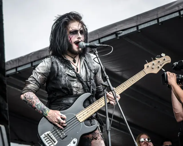 Motionless In White live in concert, photo 2 by Jim Gilbert