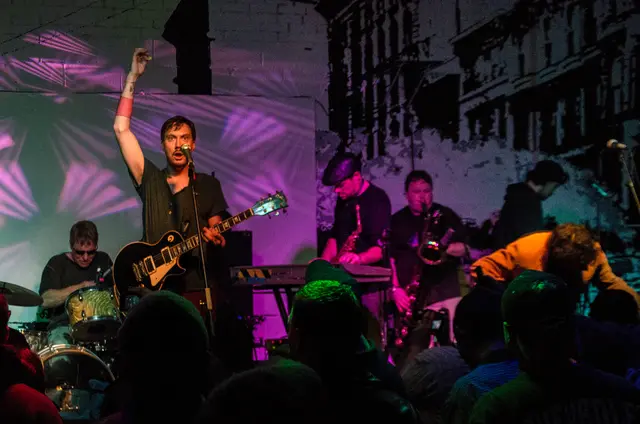 Rustic Overtones live in concert, photo 16 by Jim Gilbert