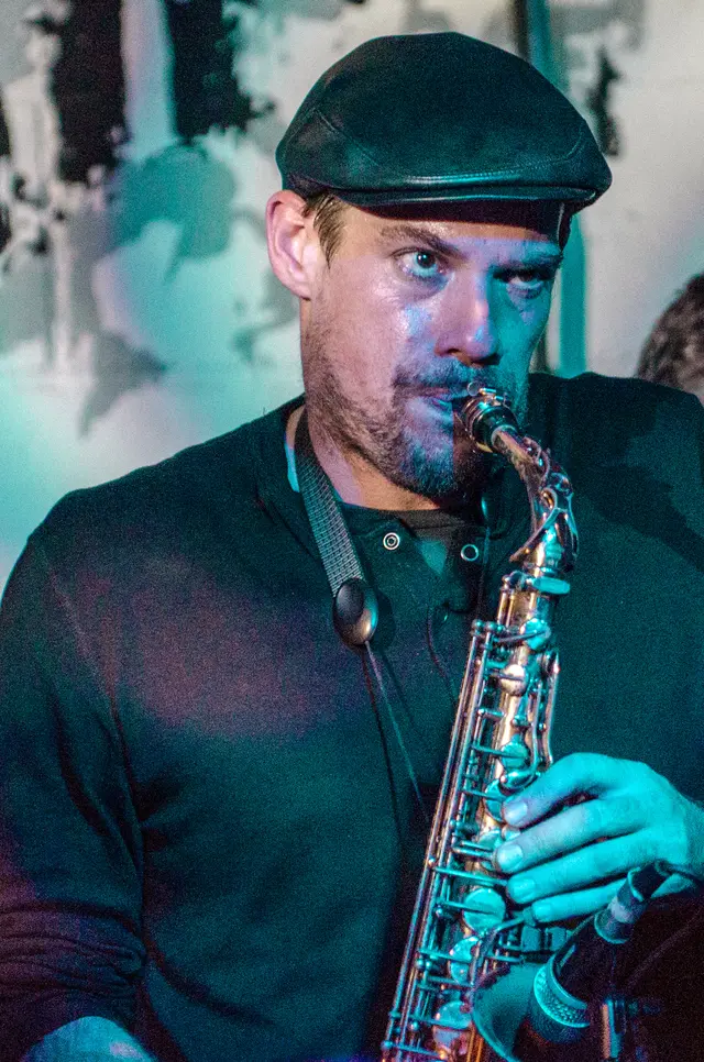 Rustic Overtones live in concert, photo 17 by Jim Gilbert