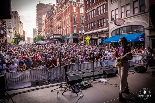 Slothrust live in concert, photo 6 by Jim Gilbert